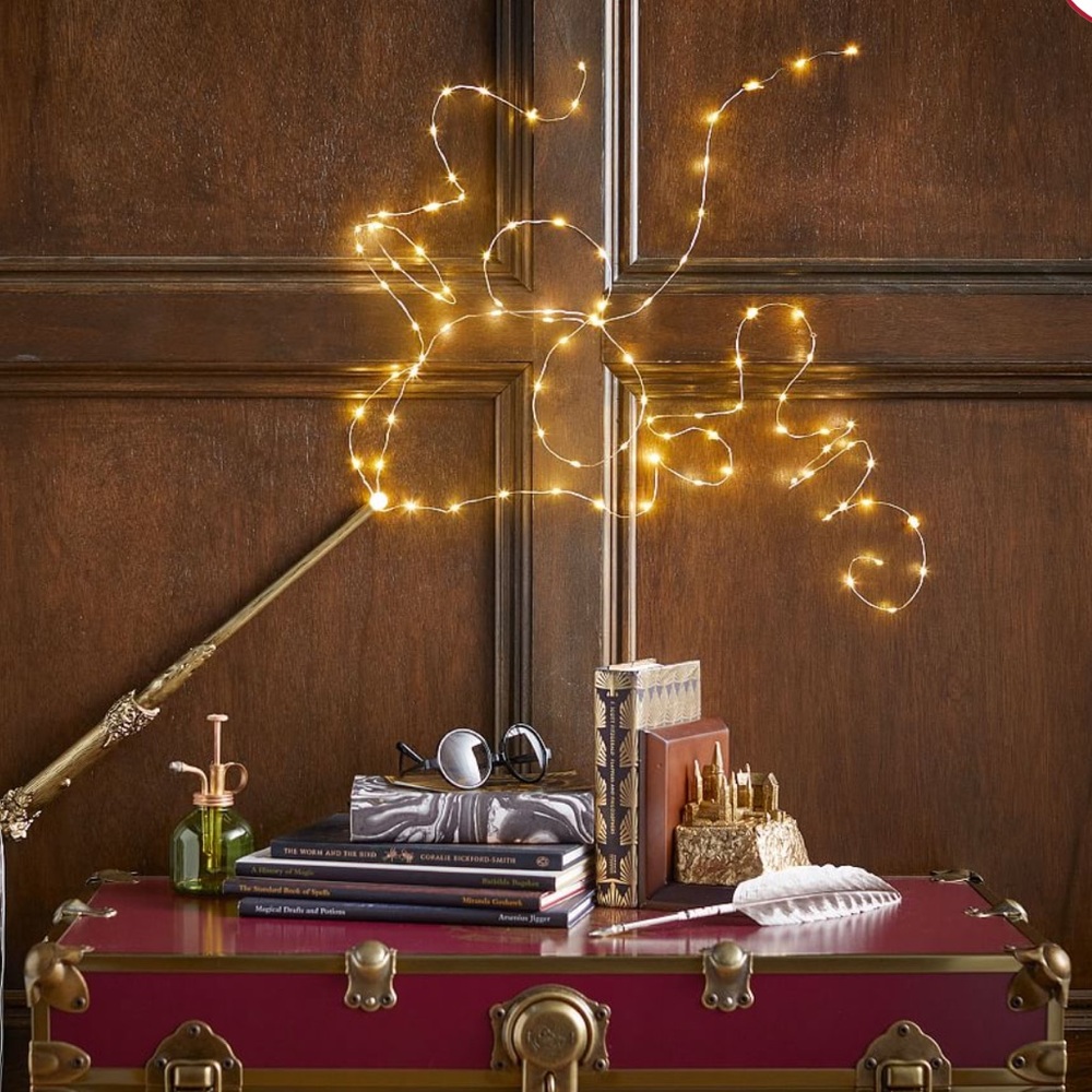 Pottery Barn Teen Harry Potter Enchanted Lit Wand Decor